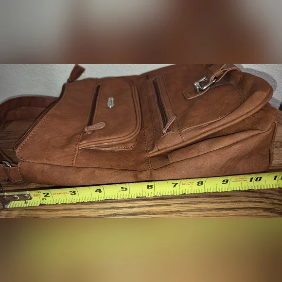 MultiSak Jones FAUX Leather Crossbody Purse - Picture 11 of 11